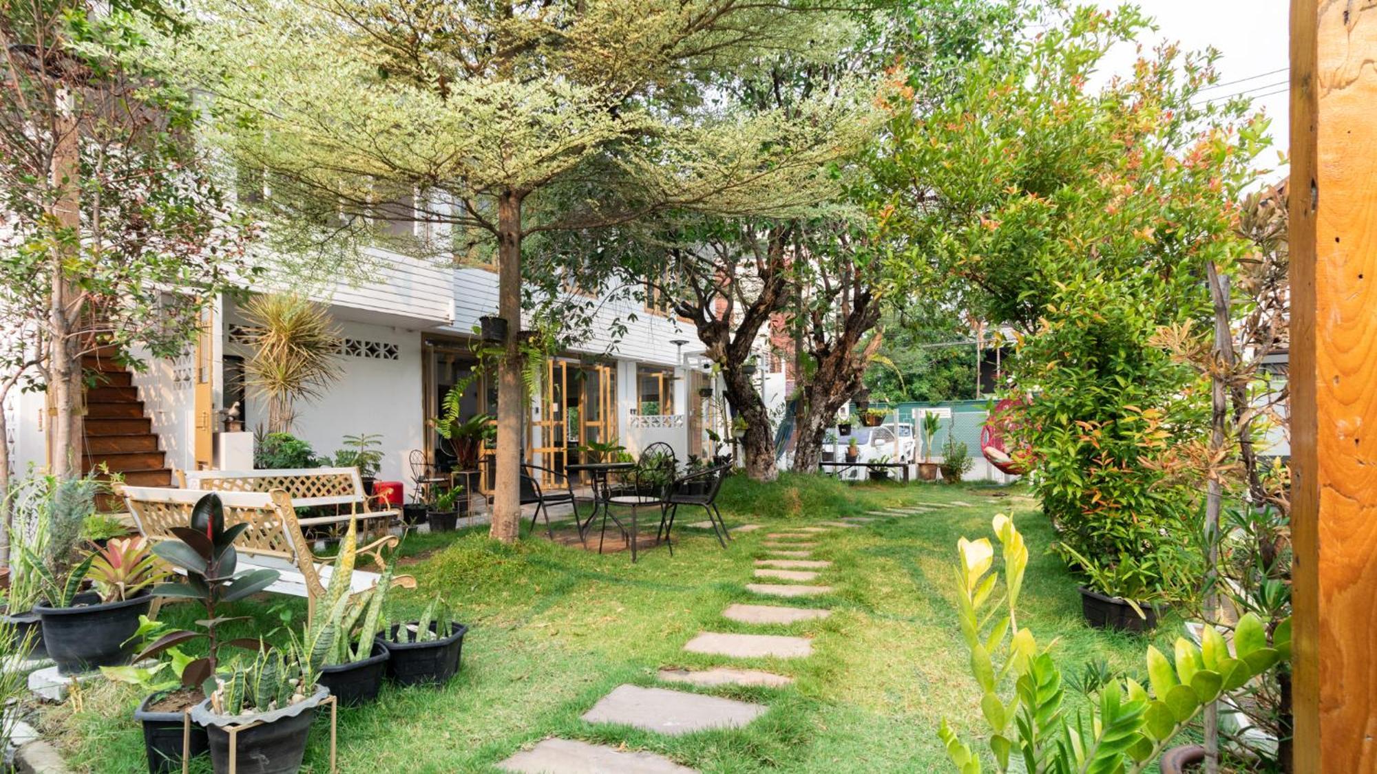 Sherva101 Home And Hostel Chiang Mai Exterior foto